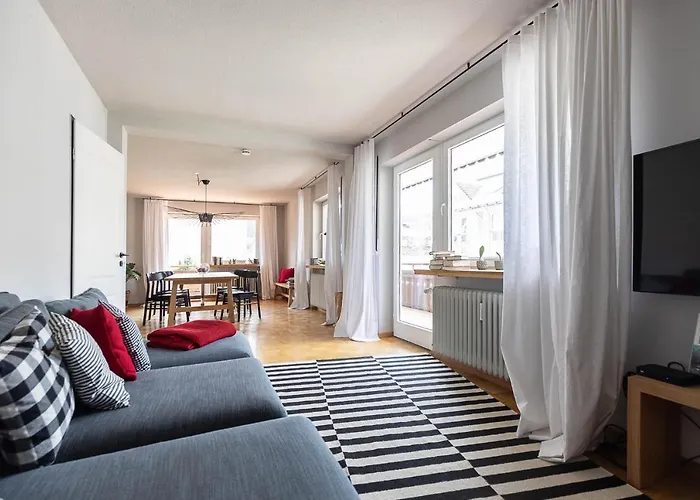 Waelder: Quartier Титизее-Нойштадт